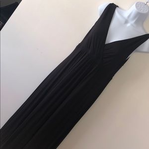 Black matty m classic maxi dress
